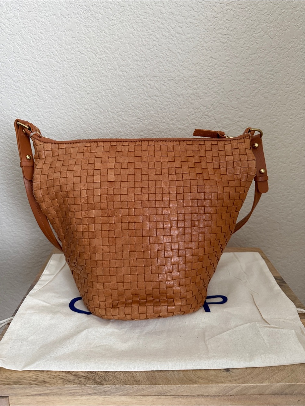 Clare V. Natual Woven Petite Jeanne - Picture 5 of 7